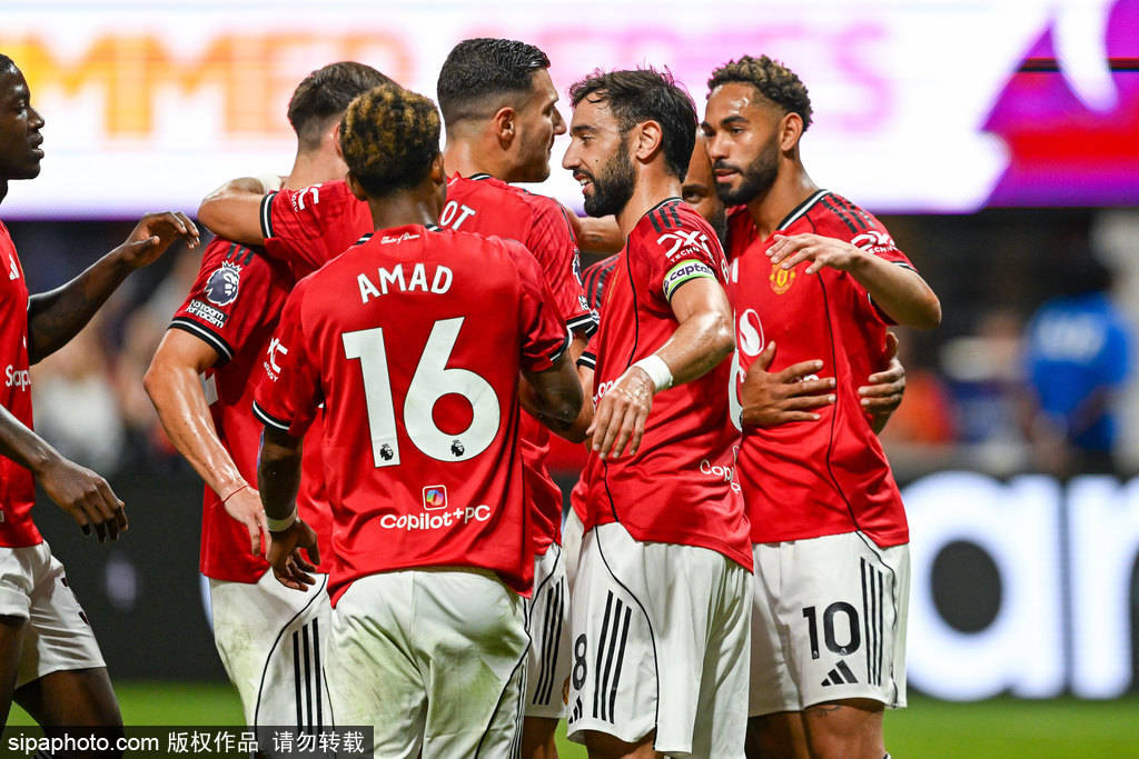 开云网页版-曼联核心球员被曝转会传闻，引球迷热议，结果继续.-开云网页版